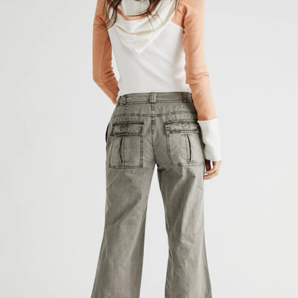 Free People The Thing Is Low-Rise Utility Pants Size 12 Wild Truffle Gray/Green - Picture 2 of 11